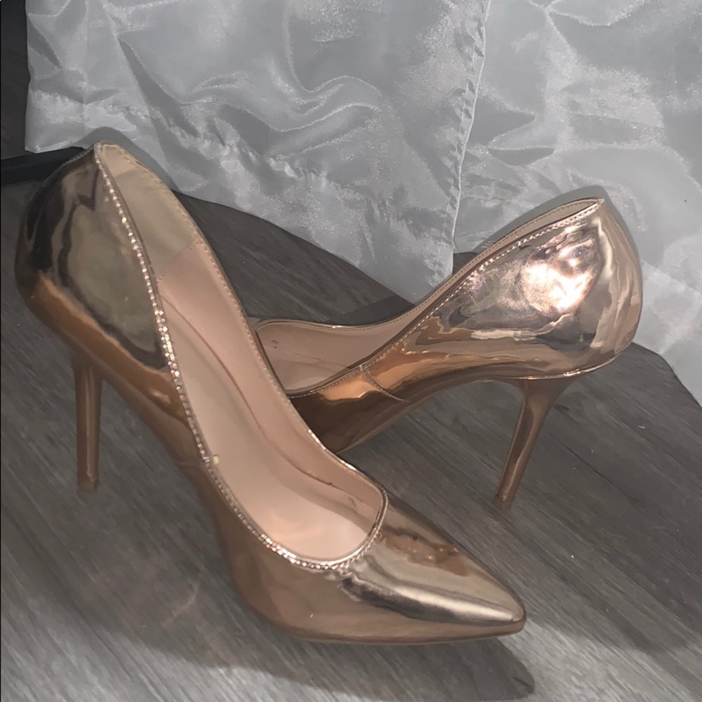 Rose gold shiny heels